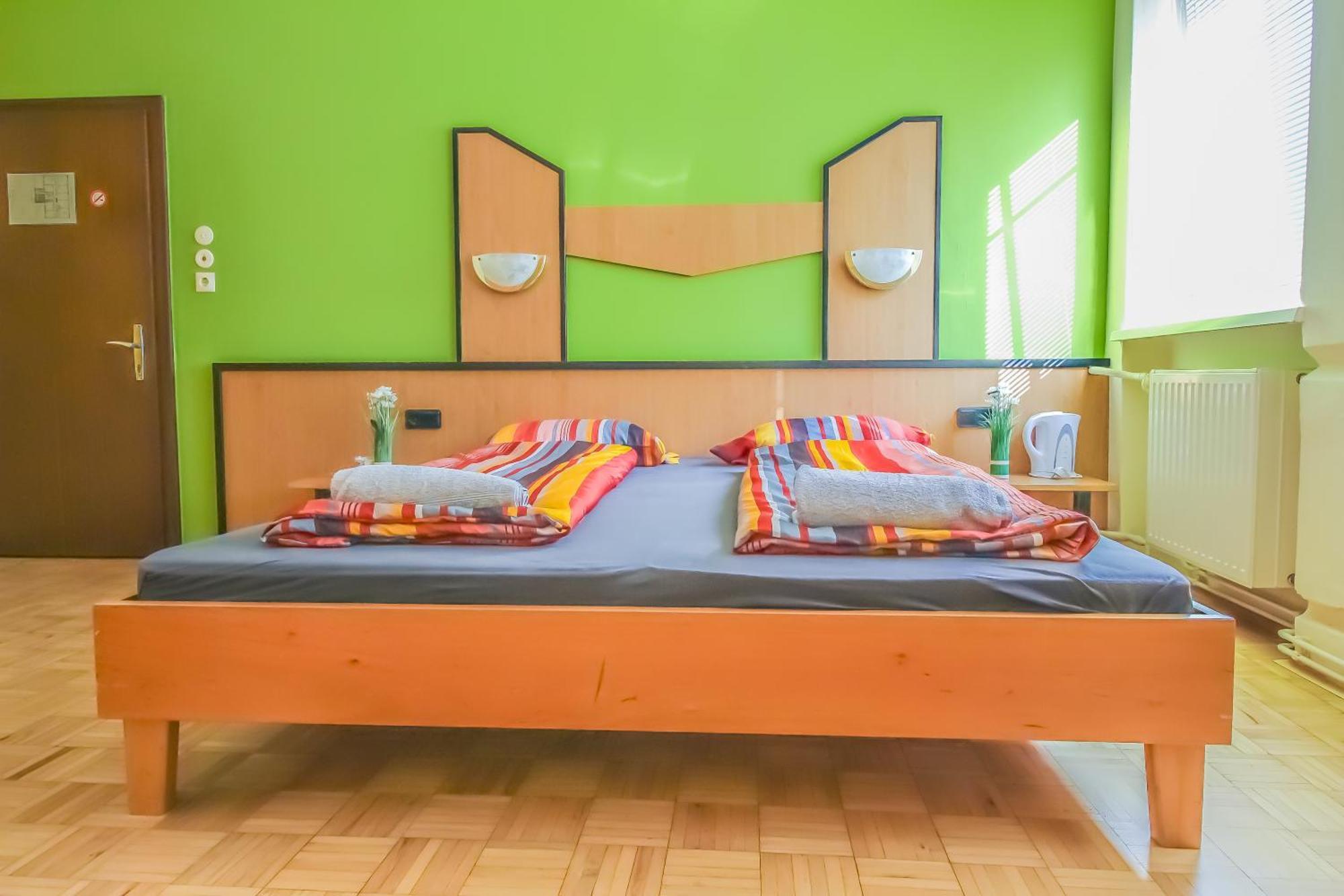 וינה Cozy Rooms - U3 Hutteldorferstrasse מראה חיצוני תמונה