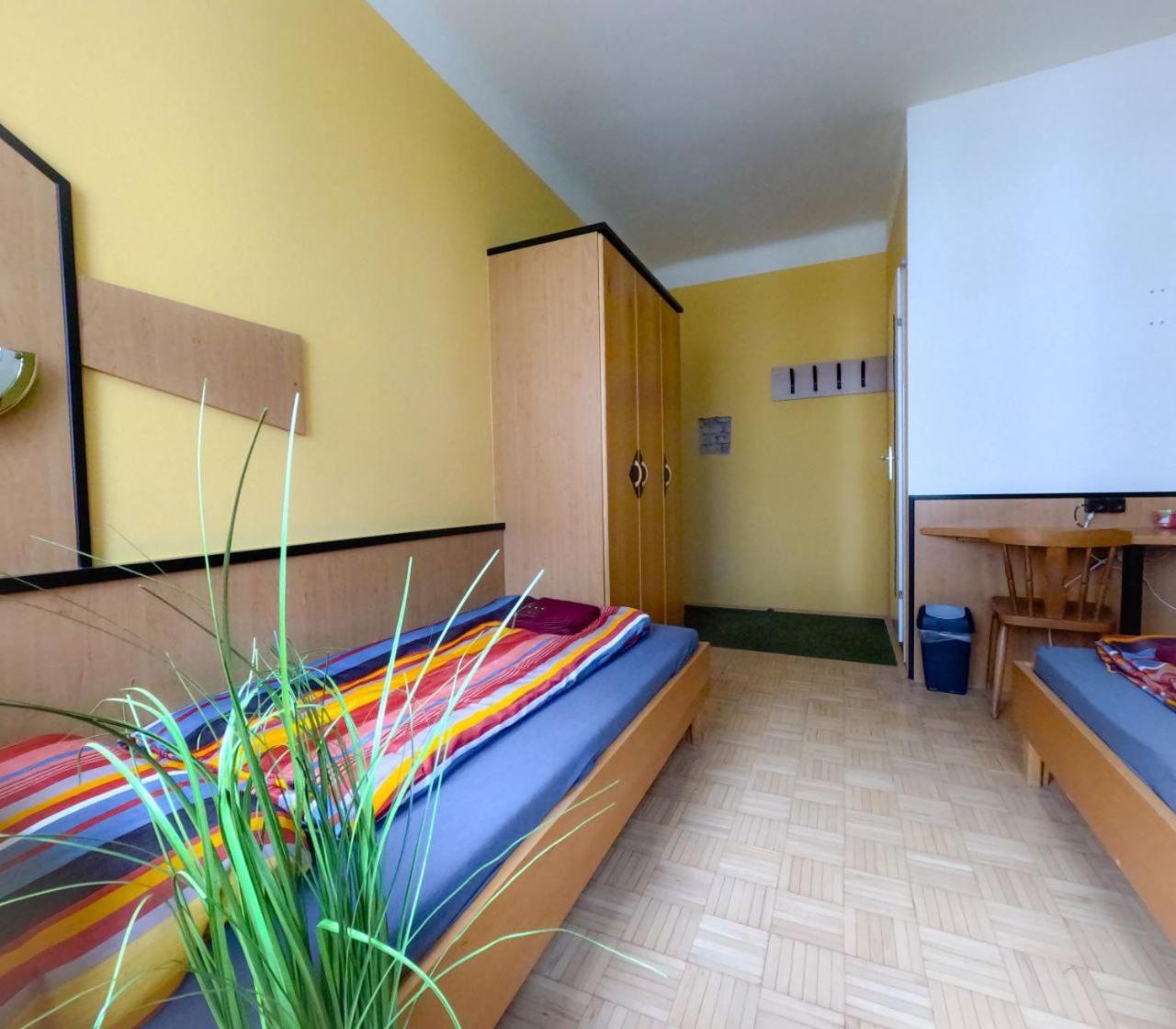 וינה Cozy Rooms - U3 Hutteldorferstrasse מראה חיצוני תמונה