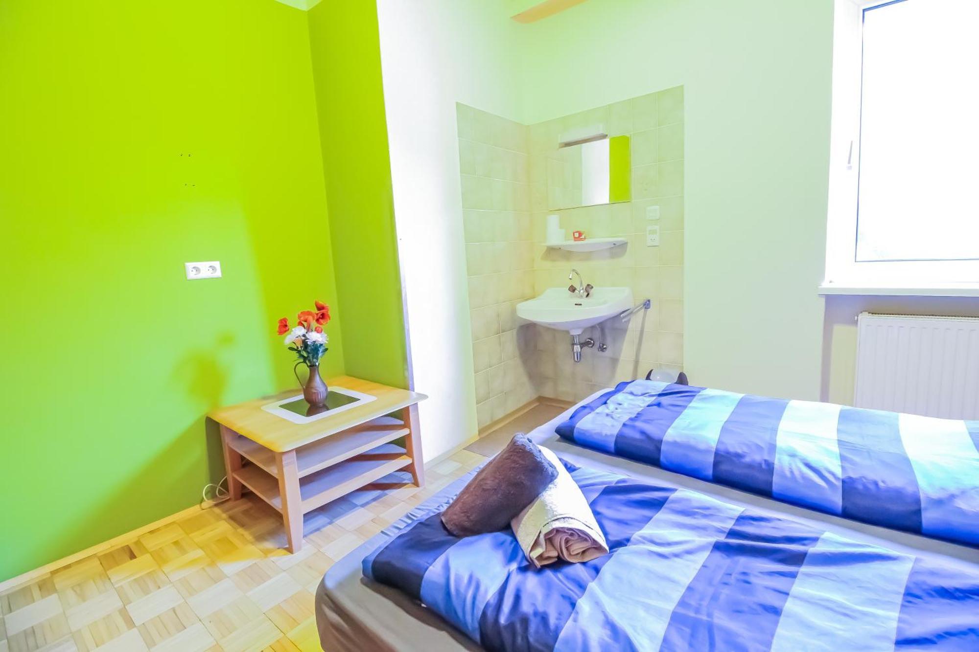 וינה Cozy Rooms - U3 Hutteldorferstrasse מראה חיצוני תמונה