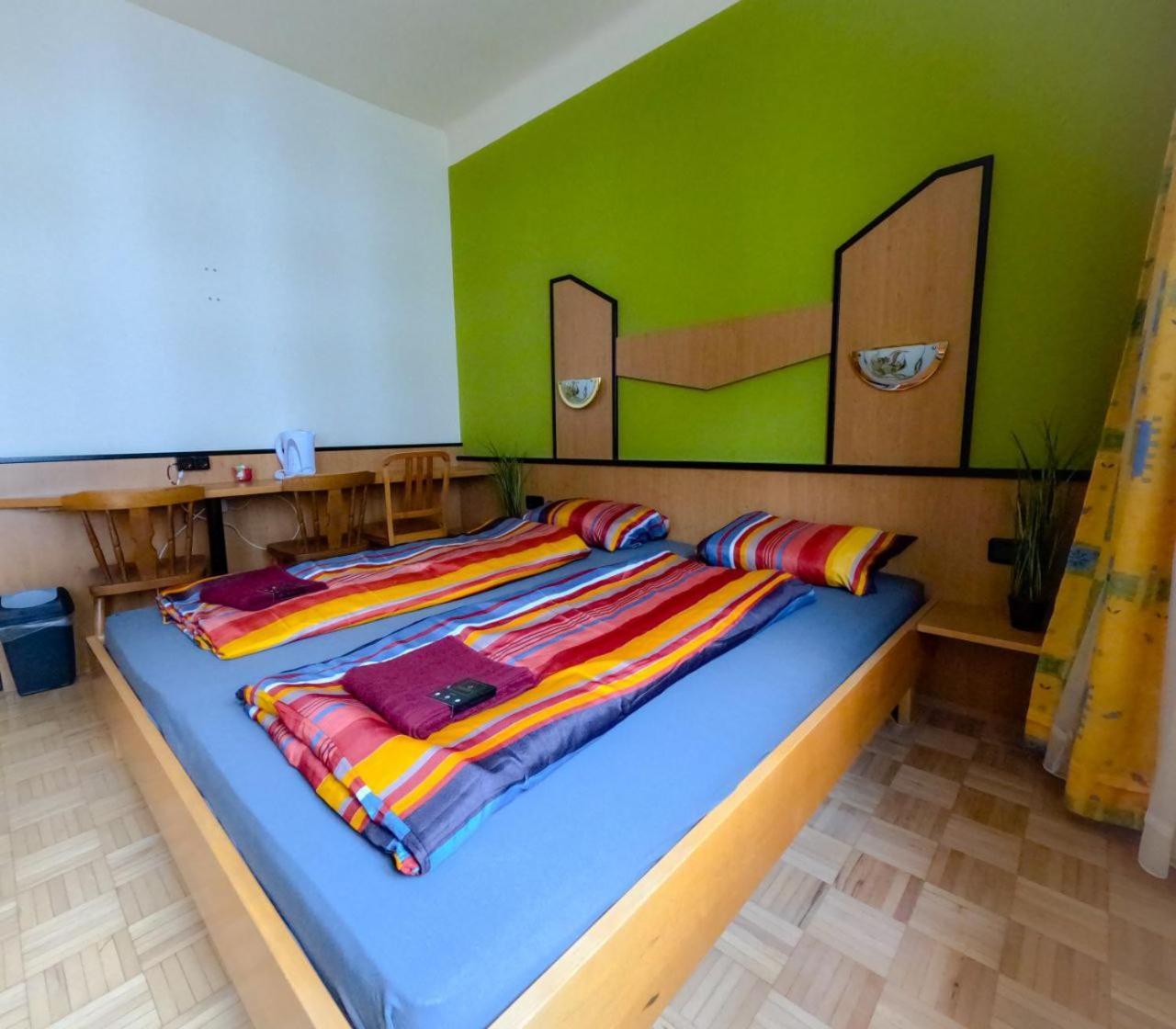 וינה Cozy Rooms - U3 Hutteldorferstrasse מראה חיצוני תמונה
