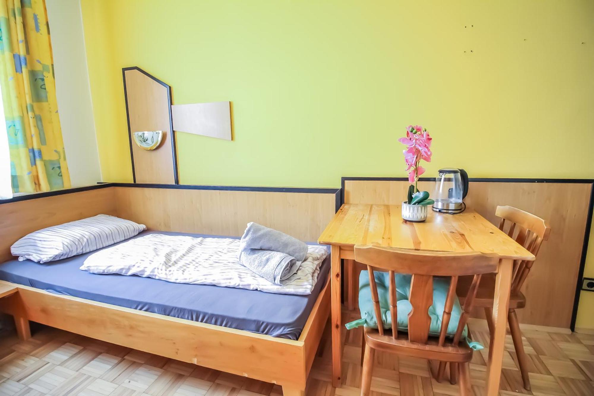 וינה Cozy Rooms - U3 Hutteldorferstrasse מראה חיצוני תמונה